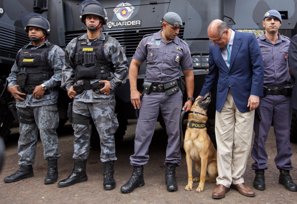 Os cães do Capital